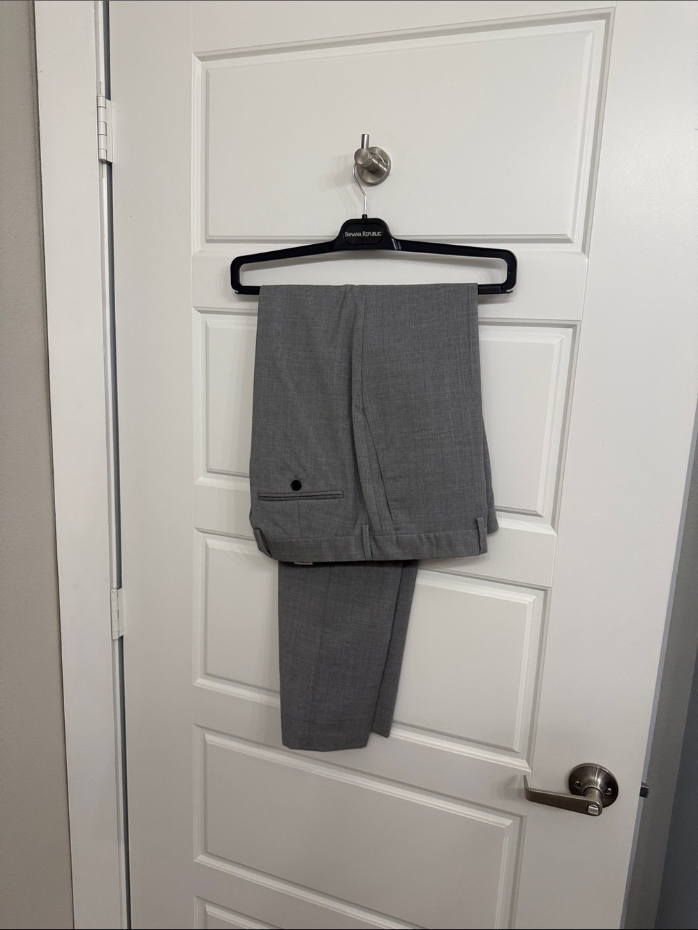 Banana Republic Men’s Classic Grey Dress Trousers 34 x 32